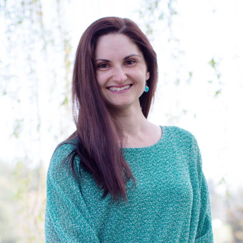 adela-ionita-tu-in-centru-coaching